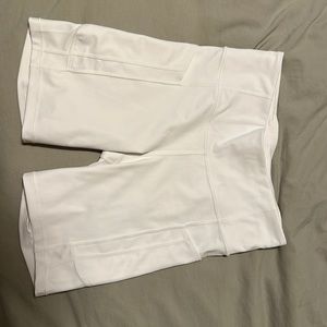 Athleta 7” biker shorts